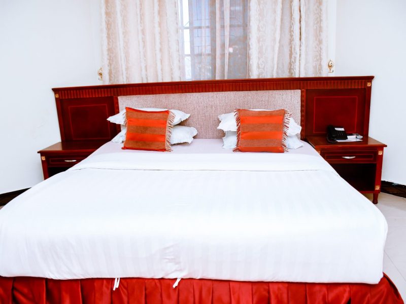 Deluxe Room – Lenana Hotel