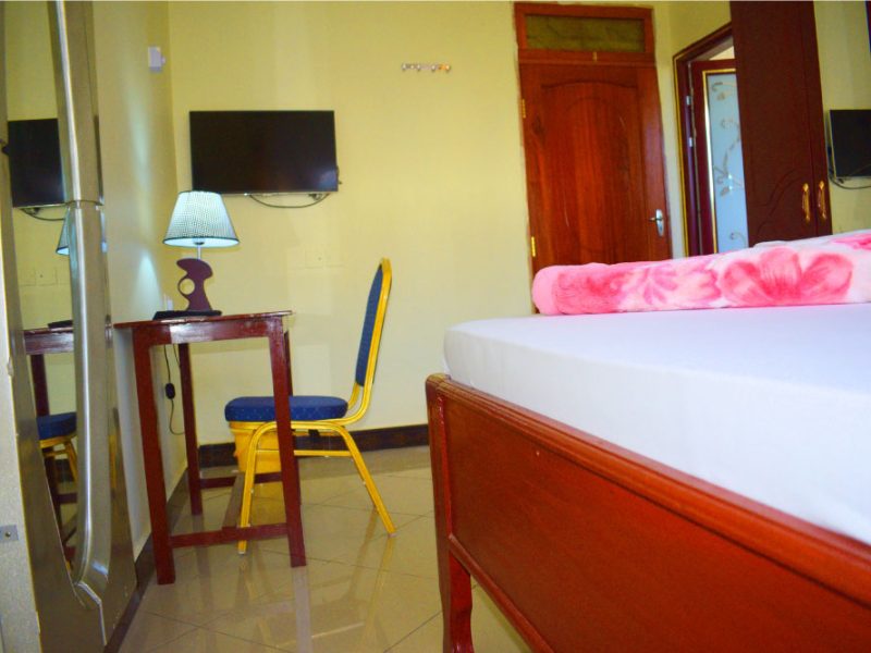 EXECUTIVE DOUBLE ROOM – Lessa Garden Hotel