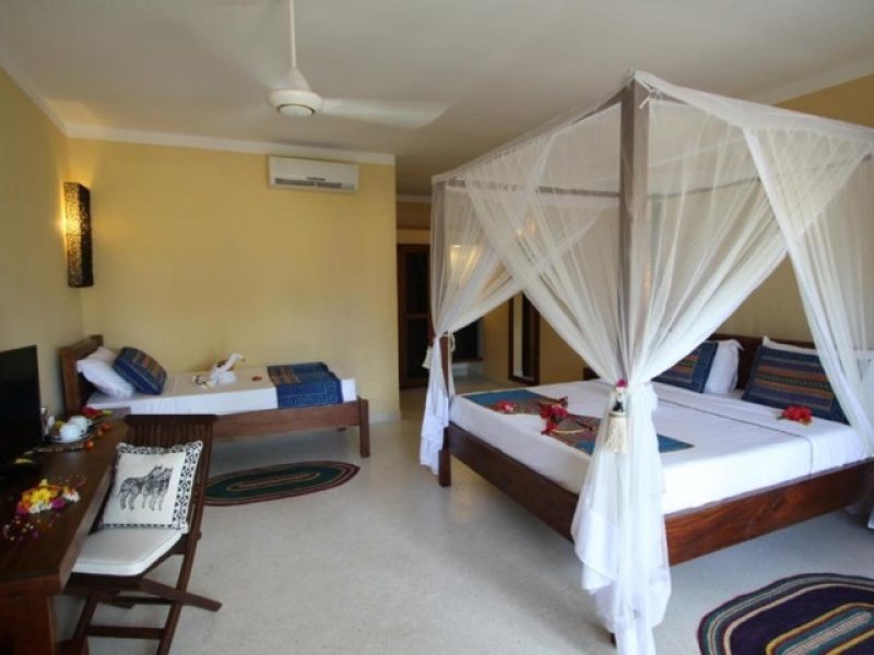 DELUXE DOUBLE ROOM