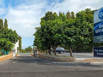 CORAL BEACH HOTEL