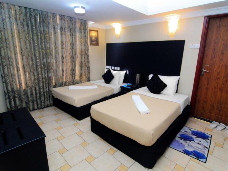 DELUXE ROOM -Hotel Kingdom Mwanza