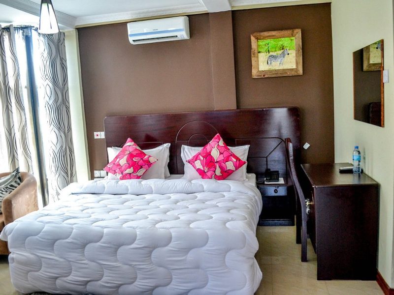 EXECUTIVE SUITE ROOM – Point Zone Resort Hotel