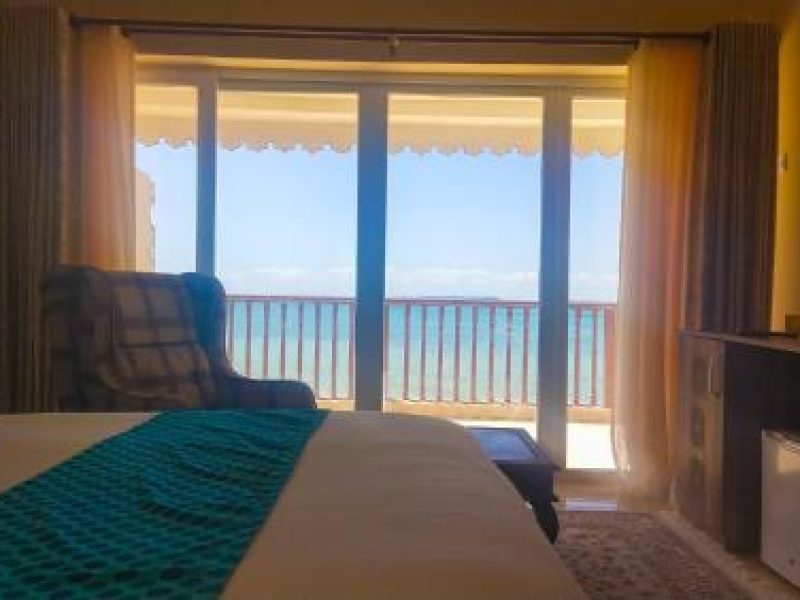 DELUXE KING ROOM WITH OCEAN VIEW