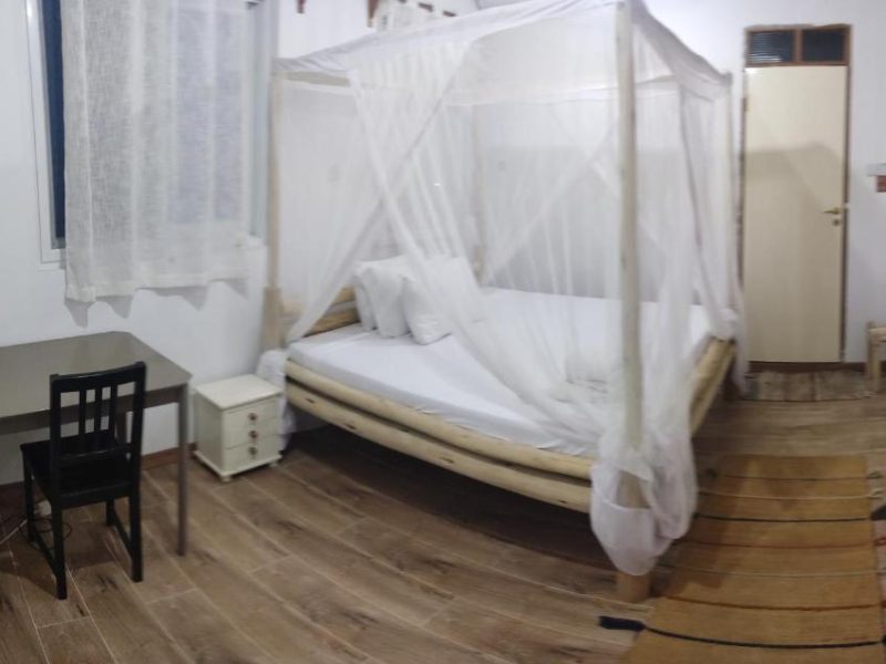 DOUBLE ROOM