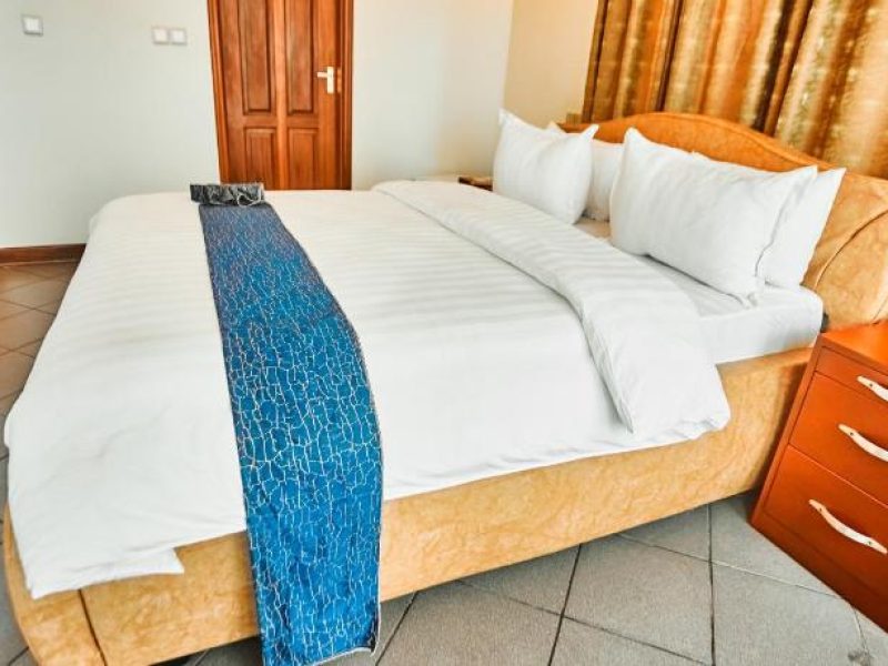 Deluxe Double Room with Balcony – Non-refundable