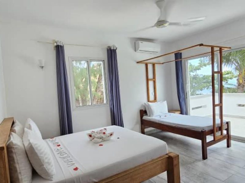 FAMILY ROOM WITH SEA VIEW