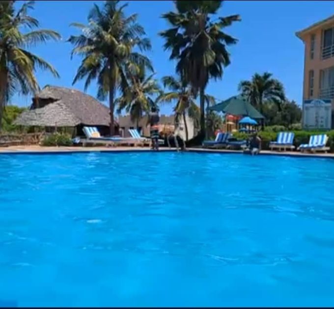 TANGA BEACH RESORT & SPA