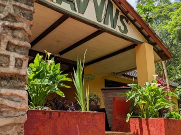 LAWNS HOTEL