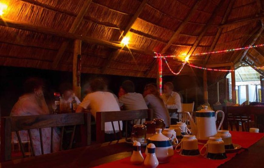 SIMBAMWENNI LODGE AND CAMPING