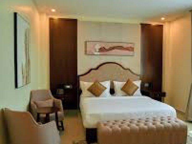 Royal Standard Room